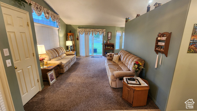 Photo 7 for MLS #2114613 at 337 E Pavilion Cir