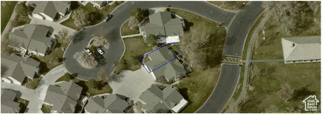 Photo 35 for MLS #2114613 at 337 E Pavilion Cir