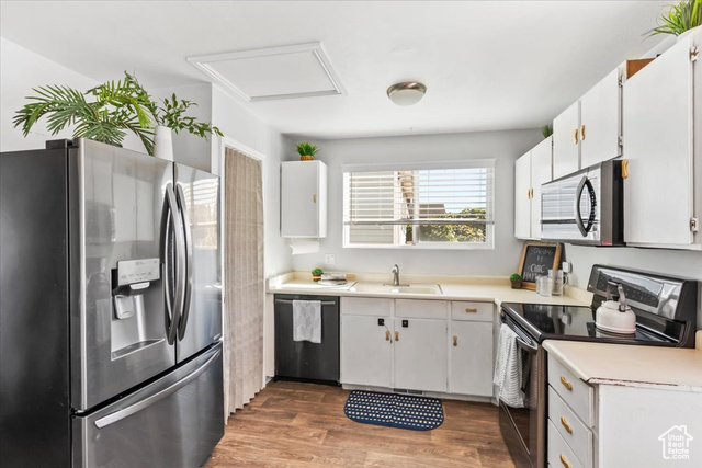 Photo 9 for MLS #2114618 at 7984 St Ives Ln