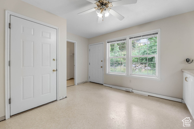 Photo 16 for MLS #2114622 at 2015 Ridgehollow Dr