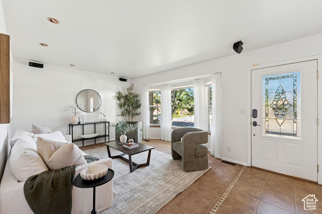 Photo 7 for MLS #2114637 at 1392 E Marbella St