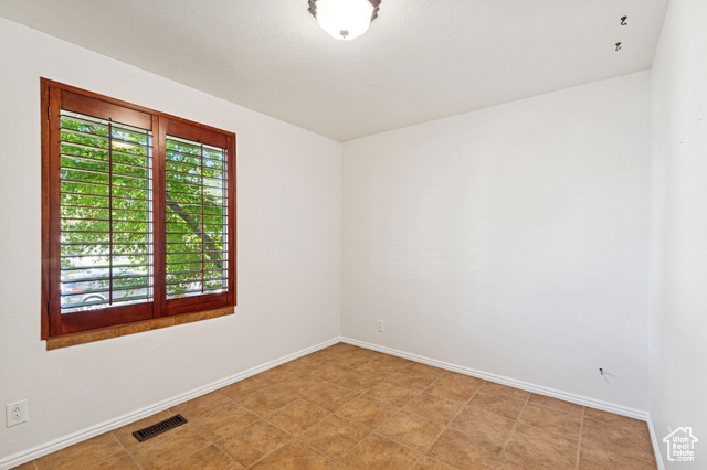 Photo 25 for MLS #2114637 at 1392 E Marbella St