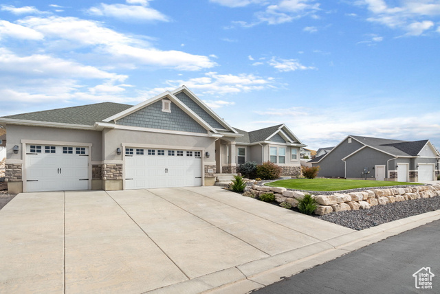 Photo 4 for MLS #2114643 at 2259 E Horizon Dr