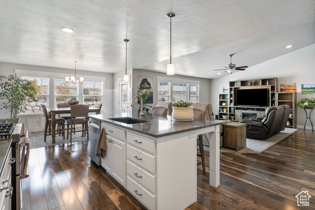 Photo 12 for MLS #2114643 at 2259 E Horizon Dr