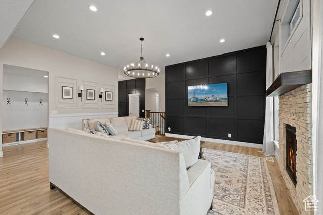 Photo 5 for MLS #2114663 at 765 W Vista View Dr