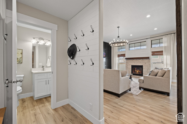 Photo 14 for MLS #2114663 at 765 W Vista View Dr