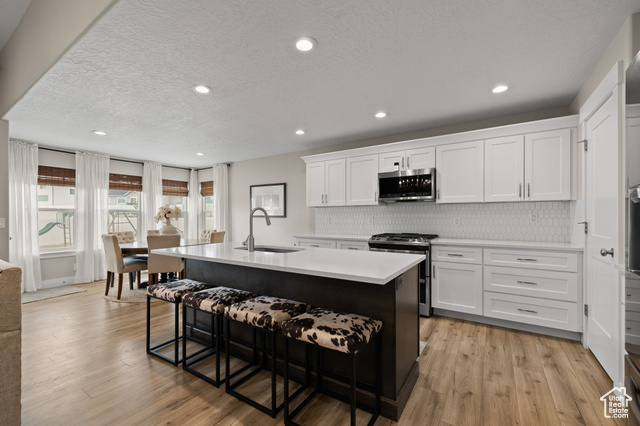 Photo 8 for MLS #2114663 at 765 W Vista View Dr