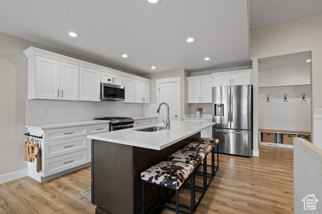 Photo 9 for MLS #2114663 at 765 W Vista View Dr