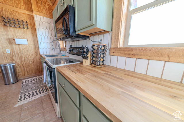Photo 25 for MLS #2114678 at 9431 S Big Buck Rd