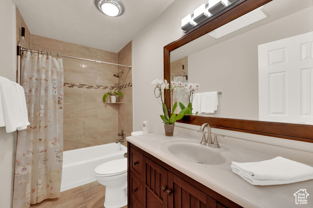 Photo 15 for MLS #2114682 at 1342 E Saxony Place