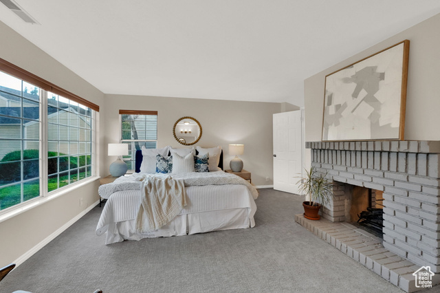 Photo 10 for MLS #2114682 at 1342 E Saxony Place