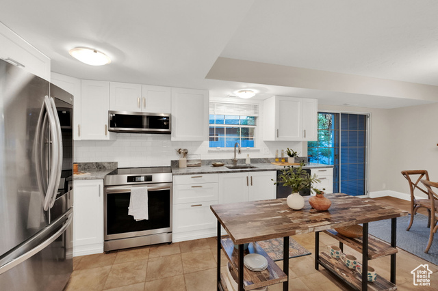 Photo 5 for MLS #2114682 at 1342 E Saxony Place