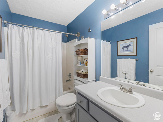Photo 9 for MLS #2114689 at 5675 Lanyard Ln