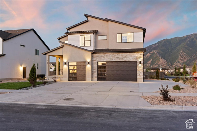 Photo 3 for MLS #2114691 at 662 N Plainsman Dr #101
