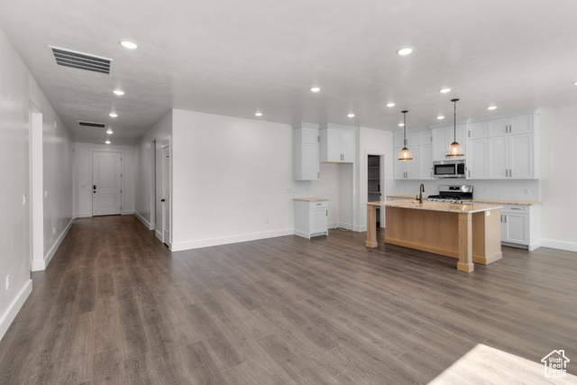 Photo 9 for MLS #2114696 at 251 W 2950 South