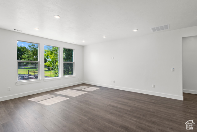 Photo 10 for MLS #2114696 at 251 W 2950 South