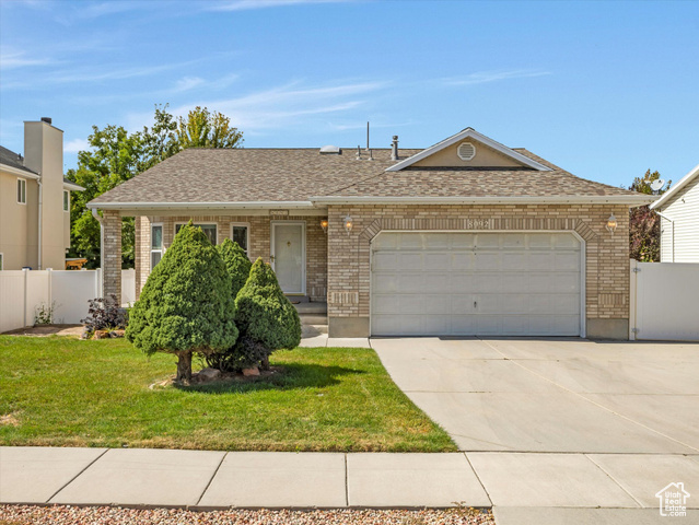 8092 S NIGHTHAWK DR, Sandy UT 84094