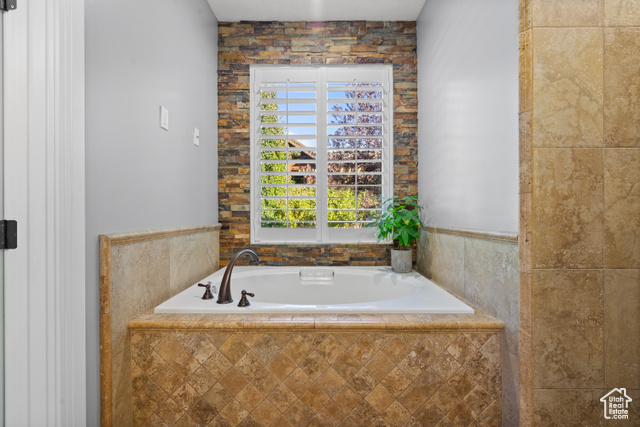 Photo 26 for MLS #2114736 at 5982 N Rollins Ranch Rd