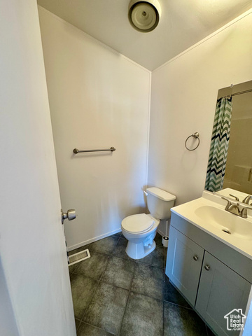 Photo 15 for MLS #2114751 at 3877 S Swallow St #140