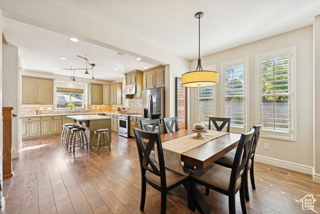 Photo 6 for MLS #2114755 at 2865 S 1335 East