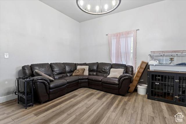 Photo 4 for MLS #2114766 at 370 E 300 South