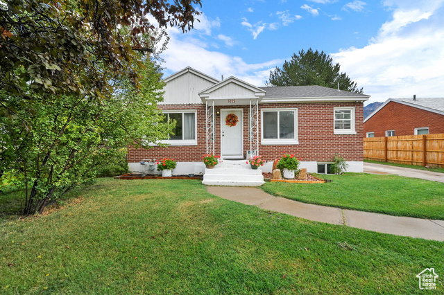 Photo 3 for MLS #2114772 at 522 Jefferson Ave