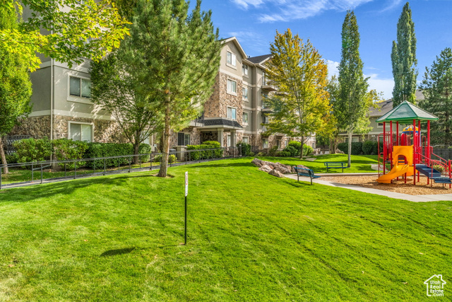 Photo 25 for MLS #2114777 at 1230 E Privet Dr #103