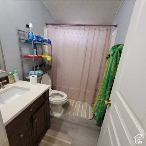 Photo 4 for MLS #2114788 at 3932 S Bobolink St #185
