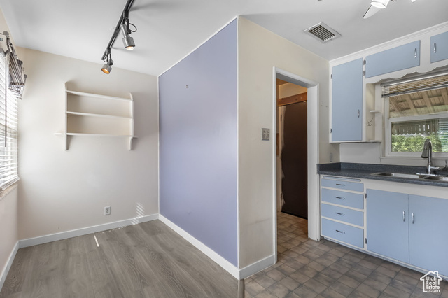 Photo 9 for MLS #2114808 at 381 E 2400 South