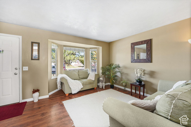 Photo 8 for MLS #2114826 at 62 E Fairway Dr
