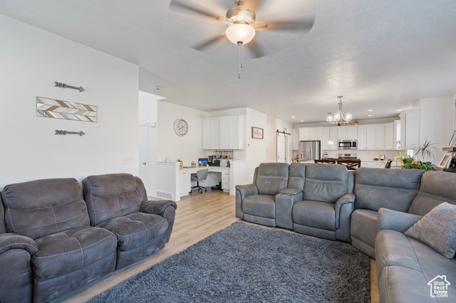 Photo 21 for MLS #2114830 at 7404 N Golden Summit Dr