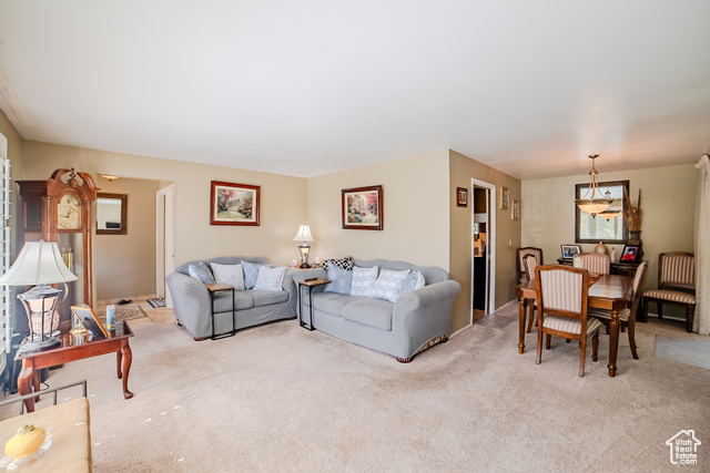 Photo 8 for MLS #2114833 at 1316 W Pinewood Dr