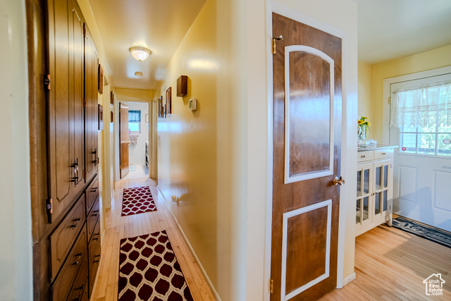 Photo 15 for MLS #2114833 at 1316 W Pinewood Dr