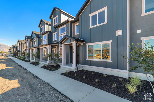 Photo 4 for MLS #2114834 at 777 W 540 South #342