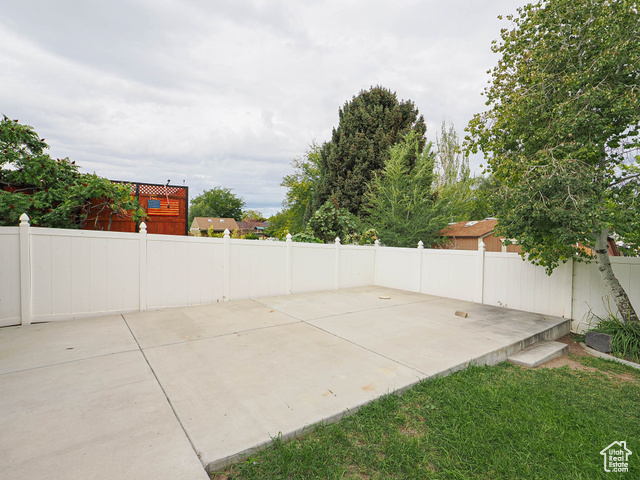Photo 17 for MLS #2114839 at 3376 W Sunnybrook Dr