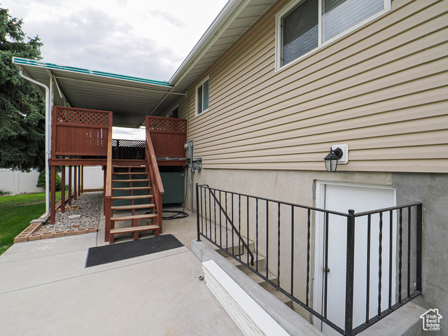 Photo 7 for MLS #2114839 at 3376 W Sunnybrook Dr
