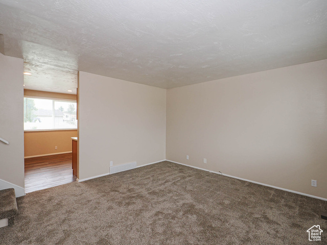 Photo 11 for MLS #2114840 at 3871 W 2925 South