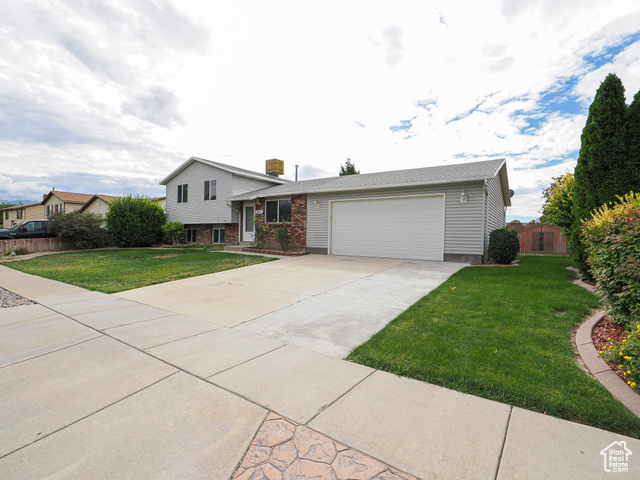 Photo 4 for MLS #2114840 at 3871 W 2925 South