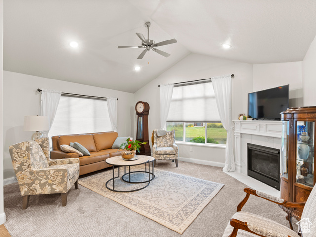 Photo 4 for MLS #2114854 at 462 S Iron Shoe Ln #B