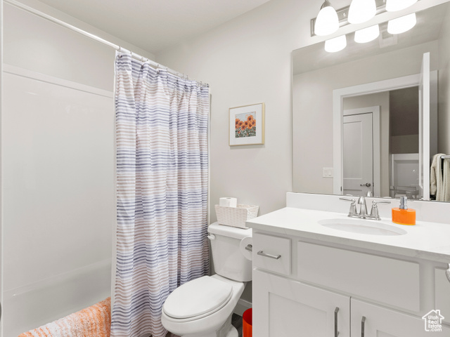 Photo 23 for MLS #2114854 at 462 S Iron Shoe Ln #B