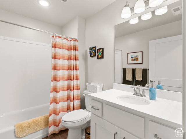 Photo 17 for MLS #2114854 at 462 S Iron Shoe Ln #B