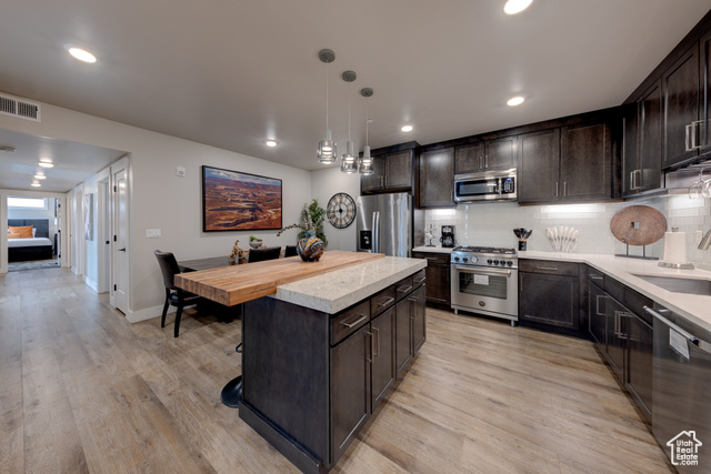 Photo 18 for MLS #2114864 at 2331 Mesa Rd #D-5