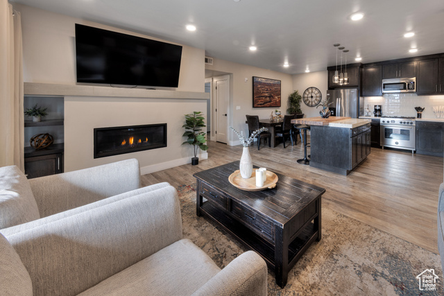 Photo 14 for MLS #2114864 at 2331 Mesa Rd #D-5