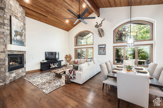 View photos for 8901 N Sackett Dr MLS #2114868 - 8901 N Sackett Dr