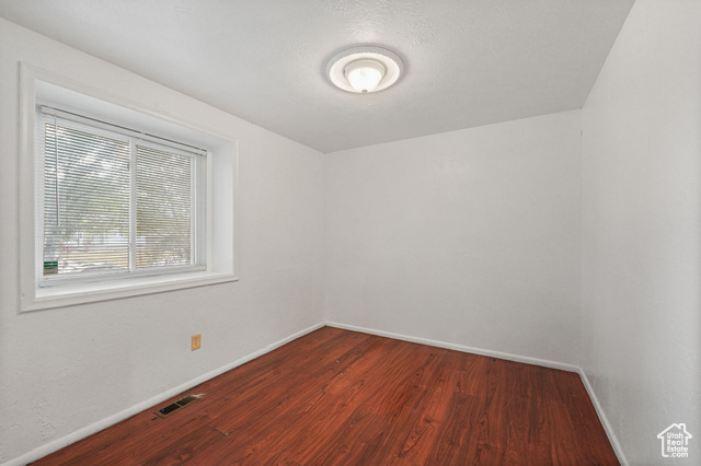 Photo 9 for MLS #2114871 at 5009 S Tuscan St