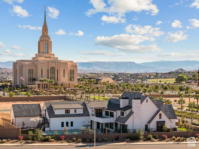 Photo 12 for MLS #2114893 at 1481 S Red Cliffs Temple Ln