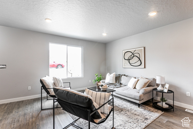 Photo 4 for MLS #2114898 at 8606 W Cordero Dr
