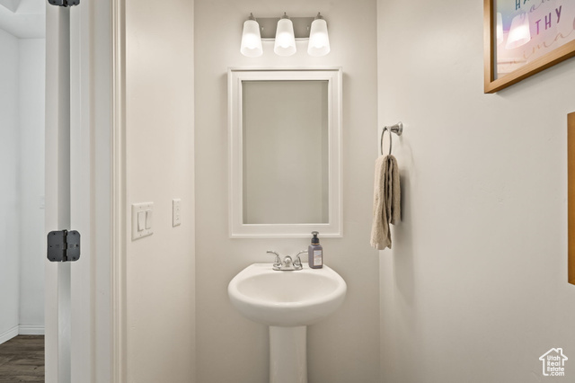 Photo 7 for MLS #2114900 at 356 S High Rock Ave