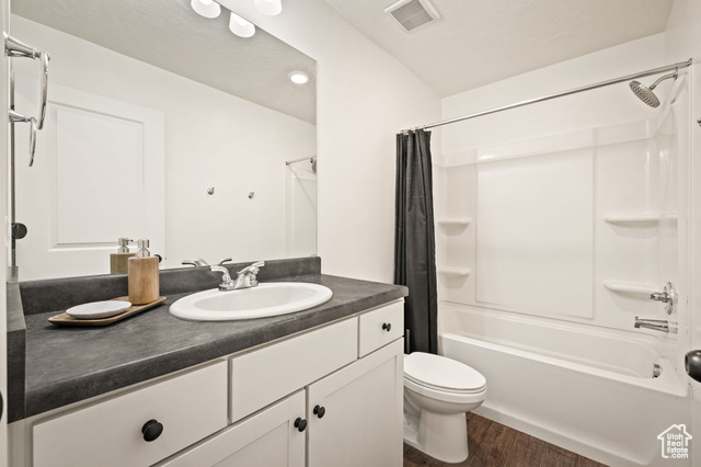 Photo 14 for MLS #2114900 at 356 S High Rock Ave