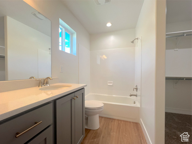 Photo 11 for MLS #2114903 at 639 S 660 East